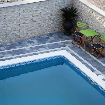 Isabella Apartman Sevid