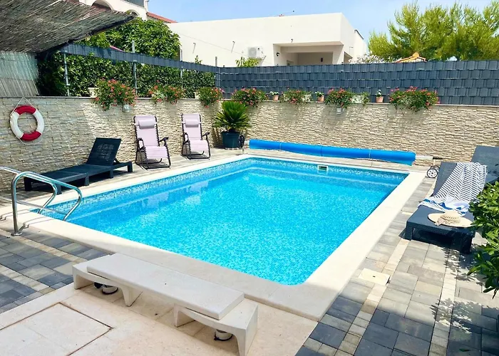 Isabella Lejlighed *